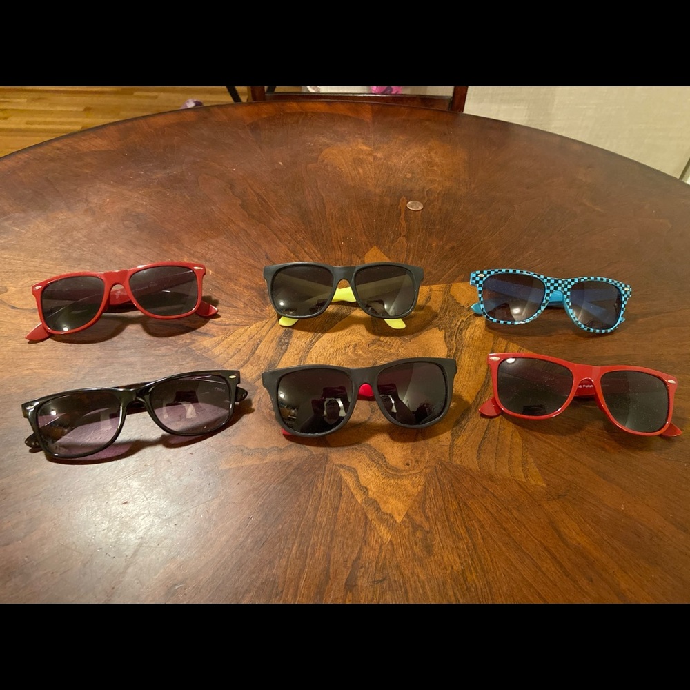 6 Pair Lot Of Retro Sunglasses